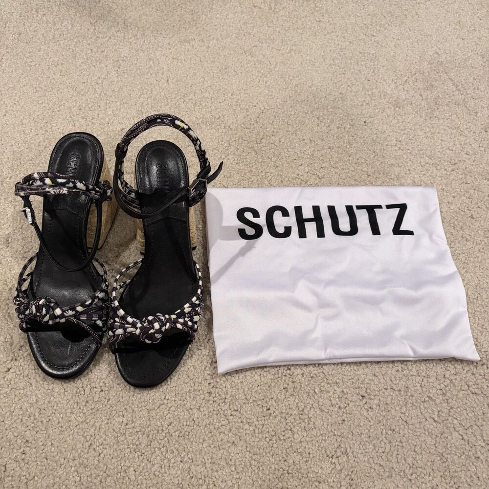 NIB Women's SCHUTZ Dahra Block Heel Strappy SANDALS Size 7B Black White Gingham